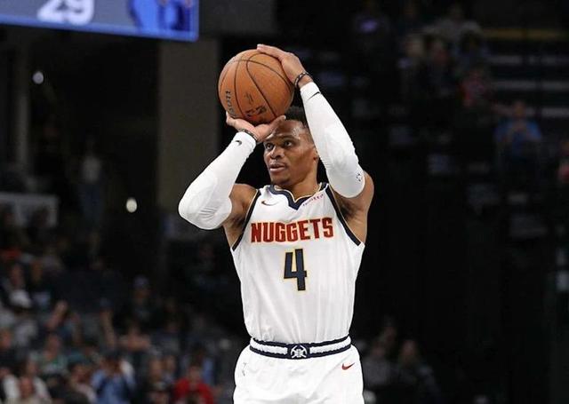 爱游戏APP-关于太阳队闪耀夜空，冲击夺冠梦想的信息