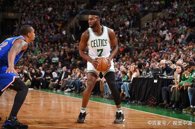 爱游戏官方入口-NBA选秀榜首选手表现抢眼