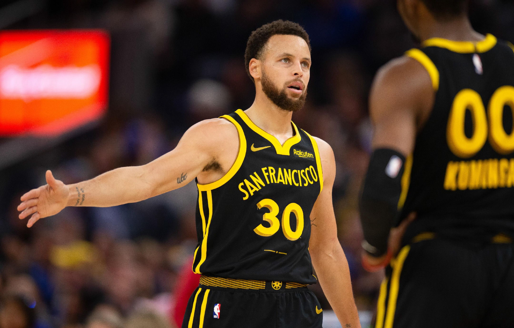 篮网胜勇士,客场实现胜利 篮网胜勇士,客场实现胜利