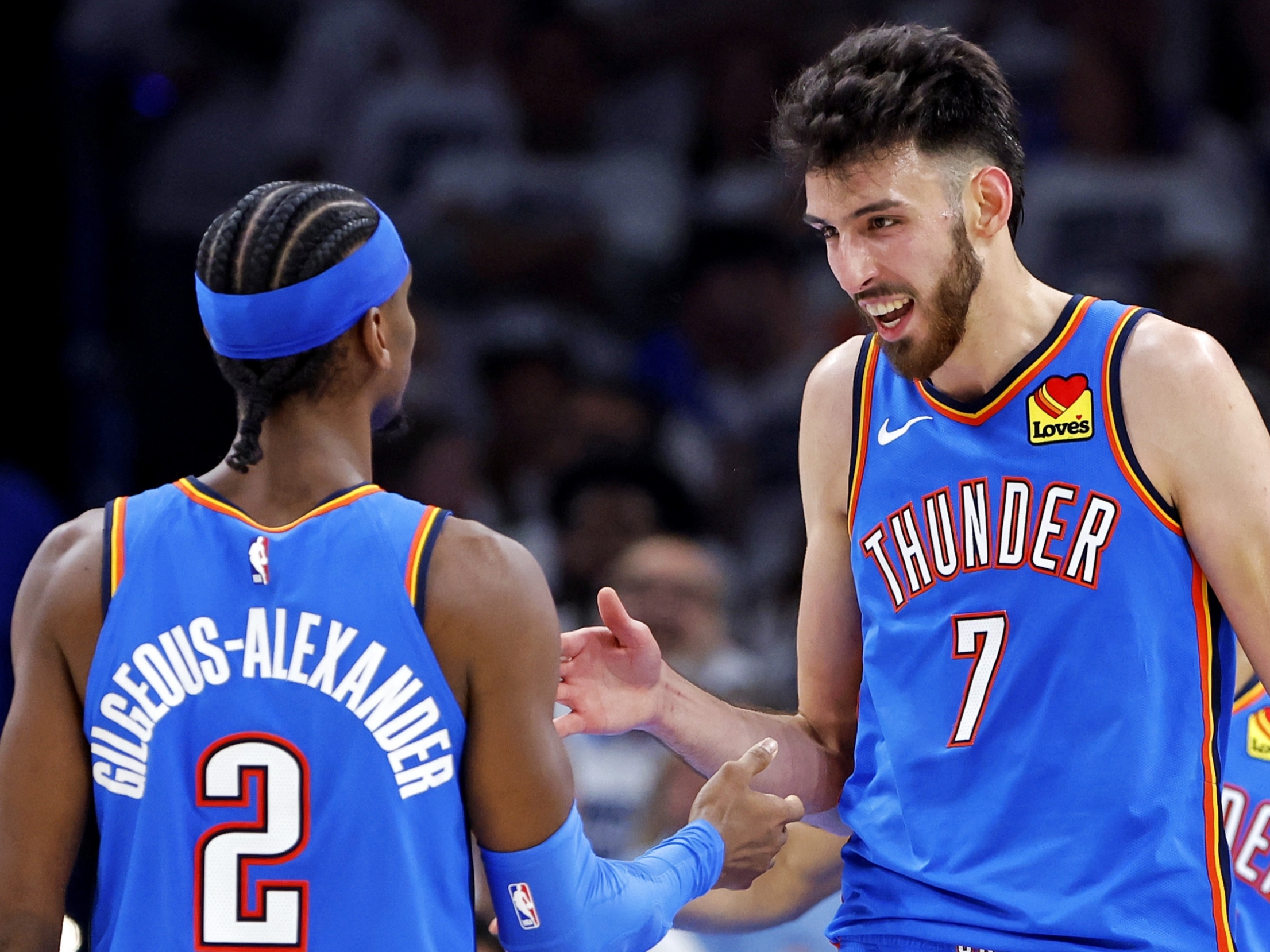 爱游戏-雷霆遭遇横扫，球队处境堪忧！