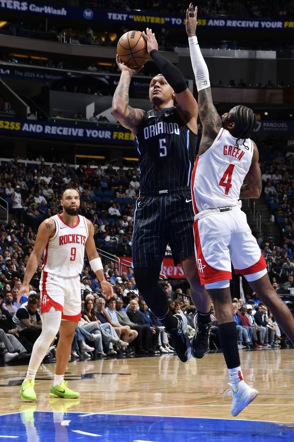 爱游戏在线-关于火箭力克热火，继续保持西部前八位置的信息