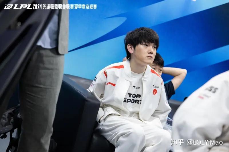 爱游戏在线-关于LGD横扫FNC，JackeyLove惊艳世界的信息