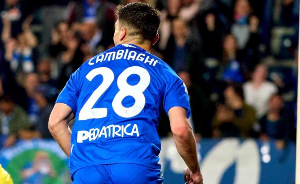 爱游戏大厅-冰球官方公布最新积分榜，悬念再起的简单介绍