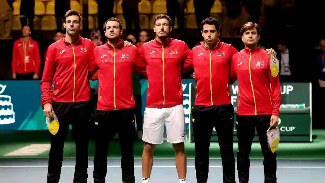 爱游戏tv-拉沃尔杯鏖战戴维斯杯，穆雷统治全场