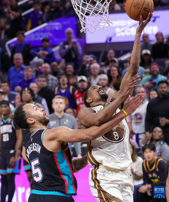 灰熊对阵勇士,字母哥持续制造杀伤 灰熊对阵勇士,字母哥持续制造杀伤